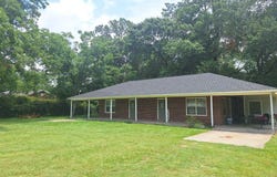 106 Wacona Dr., Waycross, GA 31501