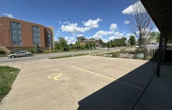 2468 10th St, Coralville, IA 52241