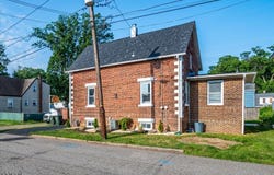 16 Woodview Ave, Woodbridge Twp., NJ 08863-1723