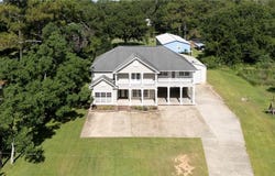 14030 Mars Avenue, Bayou La Batre, AL 36509