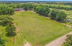 1110 County Road 439, Dime Box, TX 77853