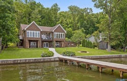 562 Skyline Shores Drive, Scottsboro, AL 35769