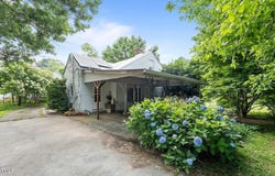 1090 S Fifth Street, Mebane, NC 27302