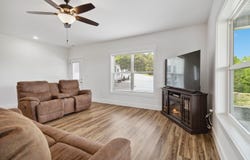 160 Claylick Church Road, Salvisa, KY 40372