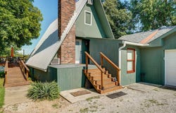 16576 S 1541 Road, Stockton, MO 65785