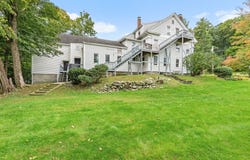 49 South St, Northborough, MA 01532