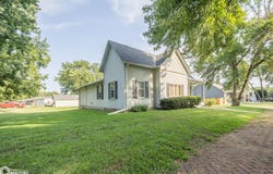 2000 Main Street, Hamburg, IA 51640