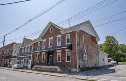 417 W 2nd Street, Williamsburg, PA 16693