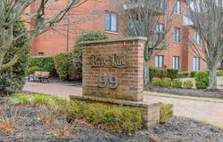99 S Park Avenue, Rockville Centre, NY 11570