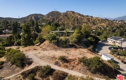 2885 Edgewick Rd, Glendale, CA 91206