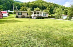 117 Lisa Lane, Evarts, KY 40828