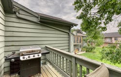 735 S Imperial Dr, Hartland, WI 53029