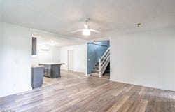 225 E Bergey Street, Wadsworth, OH 44281