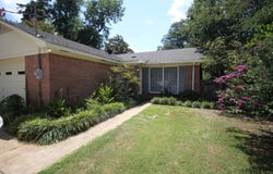 190 W. Cypress Street, Charleston, MS 38921