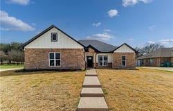 308 Crye Circle, Robinson, TX 76706