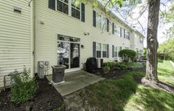 2896 Falling Waters Lane, Lindenhurst, IL 60046