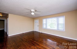 2711 Springbrook Circle, Gastonia, NC 28052