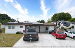 3200 NW 5th St, Lauderhill, FL 33311