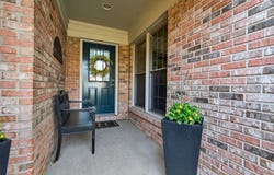 811 King Henry Lane, St. Charles, IL 60174
