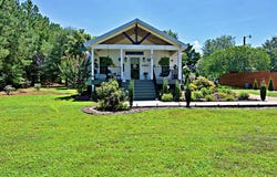 933 Dogwood Lane, Townville, SC 29689