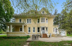 2035 CHICAGO Road, Earlville, IL 60518