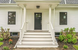5 Winthrop Ave, Marblehead, MA 01945