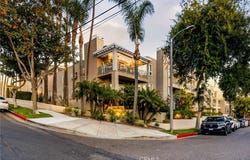 2600 E 20th Street, Signal Hill, CA 90755