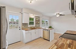565 57th Avenue NE, Fridley, MN 55432