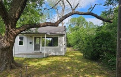 106 S Wilson Street, Ladonia, TX 75449