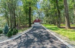 20 Squire Terrace, Colts Neck, NJ 07722