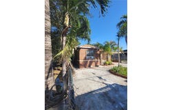 2931 NW 27th St, Miami, FL 33142
