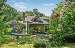 49 Blue Spruce Circle, Weston, CT 06883