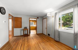 276 E 3rd St, Parker, SD 57053
