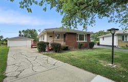3312 E 170th Street, Lansing, IL 60438