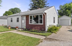 206 Allen Lane, Greenfield, IN 46140