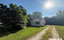 5110 N HAMILTON Road, Peoria, IL 61614
