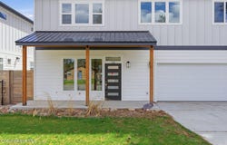 108 E 10th Ave, Post Falls, ID 83854