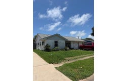 2805 Pine, Galveston, TX 77551
