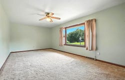 403 Flat Iron Dr, ColumbusJunction, IA 52738