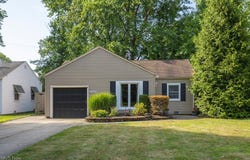 27869 Lincoln Road, Bay Village, OH 44140