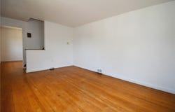 3579 Middleboro Rd, Castle Shannon, PA 15234