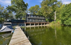 9630 N Hiawatha Lane, Syracuse, IN 46567