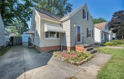 24850 Shoreview Ave, Euclid, OH 44123