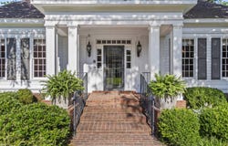 1591 E CLANLO Dr, Memphis, TN 38104