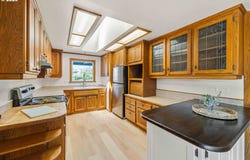2449 OAK St, NorthBend, OR 97459