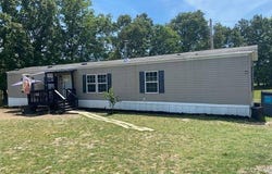 174 Claude Howard Rd, Deer Lodge, TN 37726