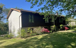 152 Burchwood Drive, St James, MO 65559