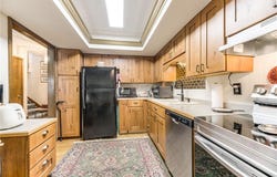 10902 W 96TH Terrace, Overland Park, KS 66214