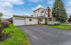 464 Roycroft Boulevard, Buffalo, NY 14225