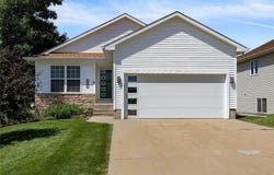 6400 Cakebread Ct, Marion, IA 52302